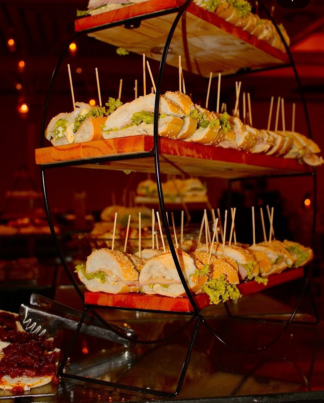 Mini sanduíches e finger foods